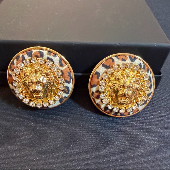 Leopard Print Lion Earrings with Gold Accents - Picture 4 of 4